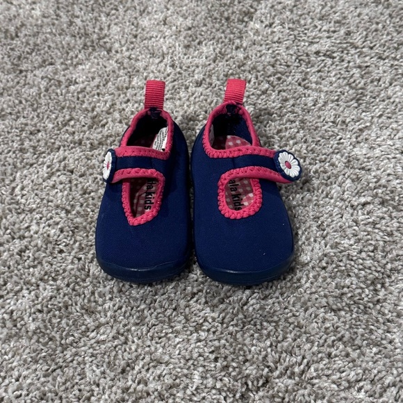 Koala kids baby toddler water shoes slip on neoprene water shoes velcro size 3 - Picture 2 of 6